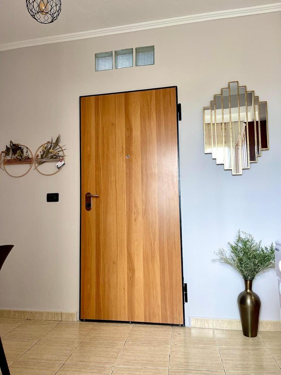 Flex Apartment Τίρανα Εξωτερικό φωτογραφία